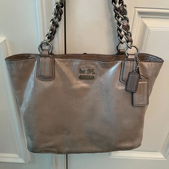 Coach 18694 Chelsea East West Platinum Shimmer Patent Leather Shoulder/Tote Bag - Picture 1 of 11